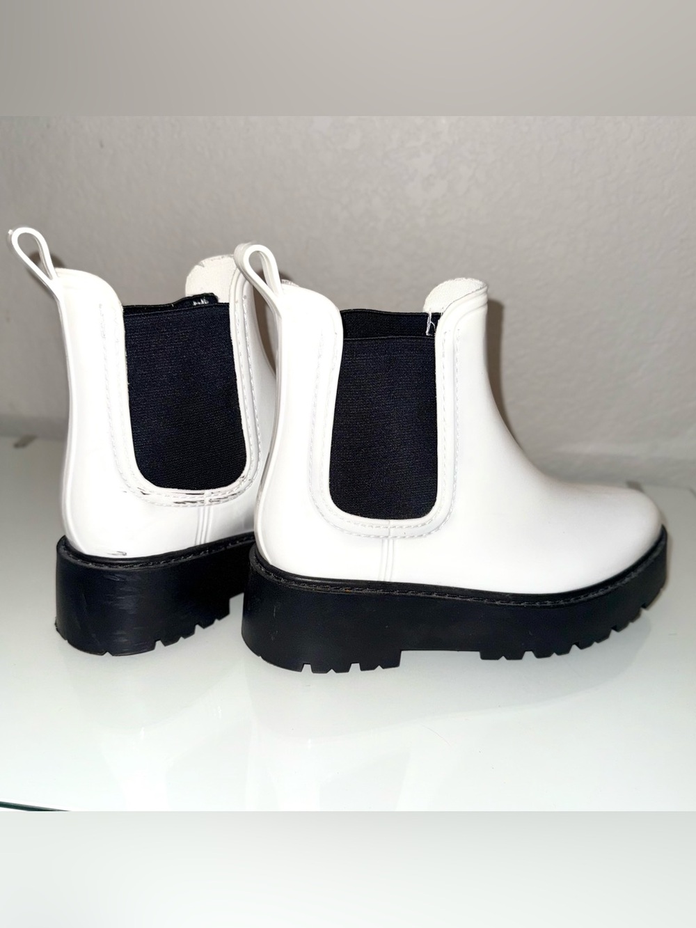 ASOS White Platform Plastic Chelsea Boots Size 8 - Picture 6 of 7